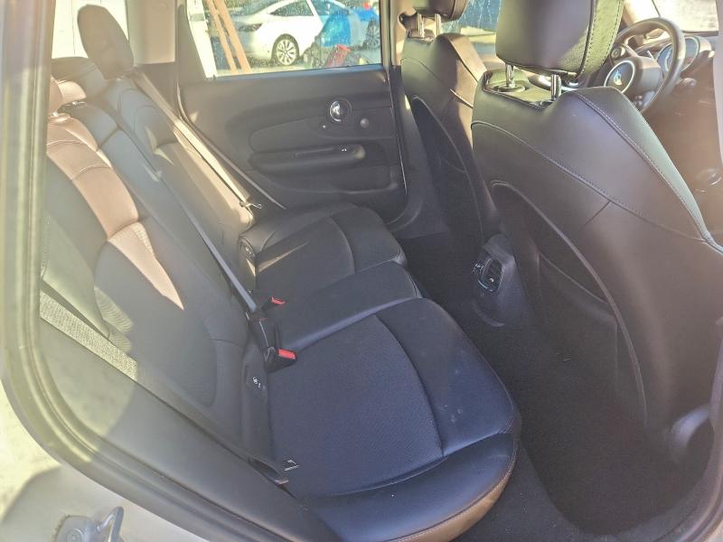 Photo 10 from auction – 2017 MINI COOPER CLU with VIN WMWLU1C55H2F27997