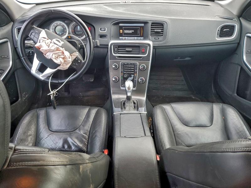 Photo 8 from auction – 2013 VOLVO S60 T5 with VIN YV1612FS2D2231000