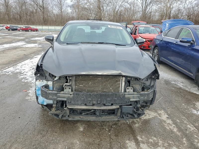 Photo 5 from auction – 2019 FORD FUSION S with VIN 3FA6P0G71KR230874