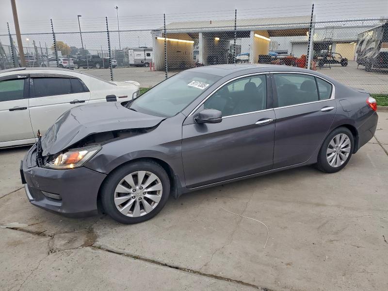 HONDA ACCORD 2014 with VIN 1HGCR2F86EA000180 - Photo from auction