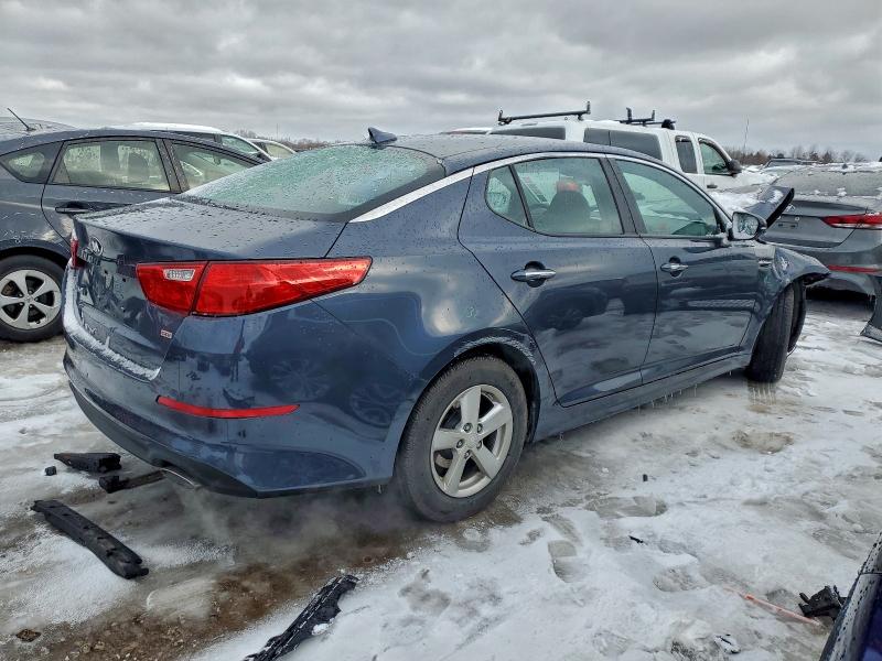 Photo 3 from auction – 2015 KIA OPTIMA LX with VIN KNAGM4A76F5558336