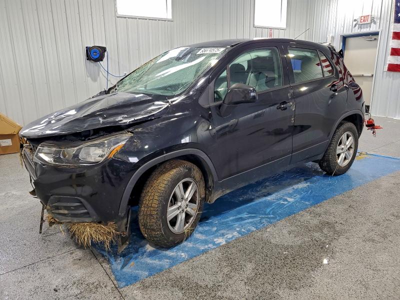 CHEVROLET TRAX LS 2017 with VIN KL7CJNSB8HB085477 - Photo from auction