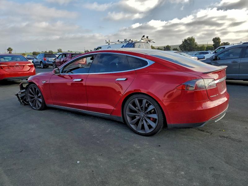 Photo 2 from auction – 2014 TESLA MODEL S with VIN 5YJSA1H1XEFP41256