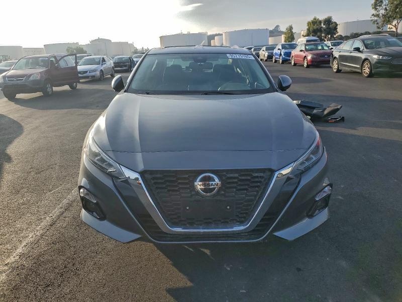 Photo 5 from auction – 2020 NISSAN ALTIMA with VIN 1N4BL4DV8LC157040
