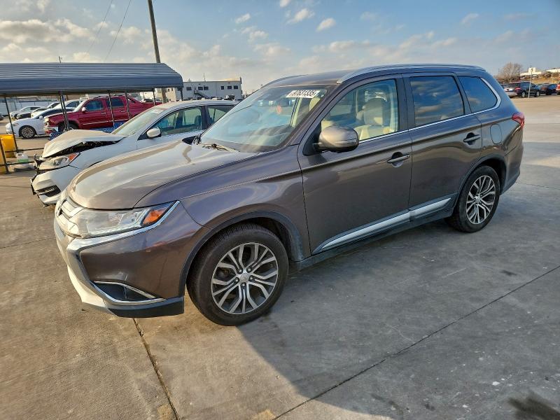 MITSUBISHI OUTLANDER 2017 with VIN JA4AZ3A35HZ029161 - Photo from auction