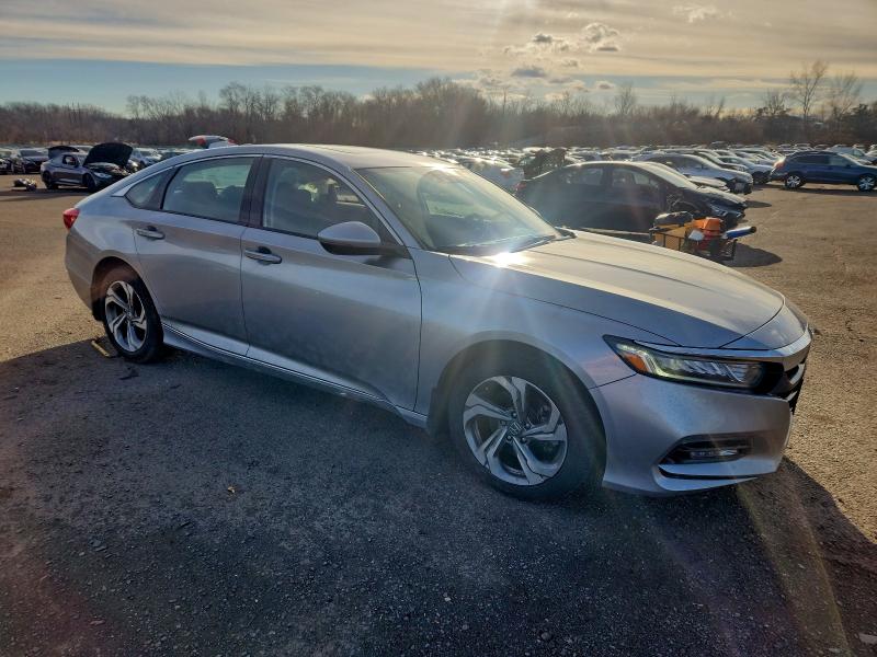 Photo 4 from auction – 2018 HONDA ACCORD EXL with VIN 1HGCV2F52JA028103