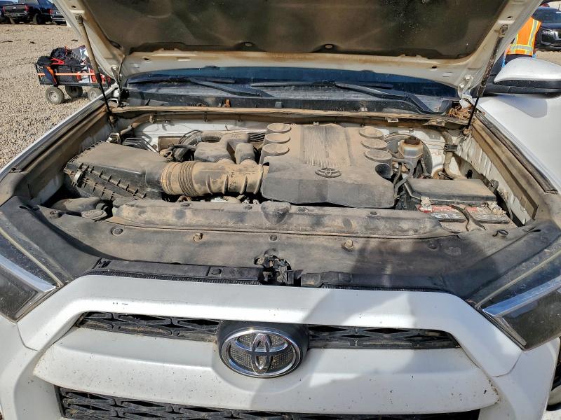 Photo 12 from auction – 2016 TOYOTA 4RUNNER SR with VIN JTEZU5JR0G5111713