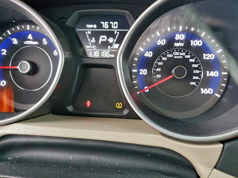 Photo 9 from auction – 2015 HYUNDAI ELANTRA SE with VIN 5NPDH4AE0FH564660