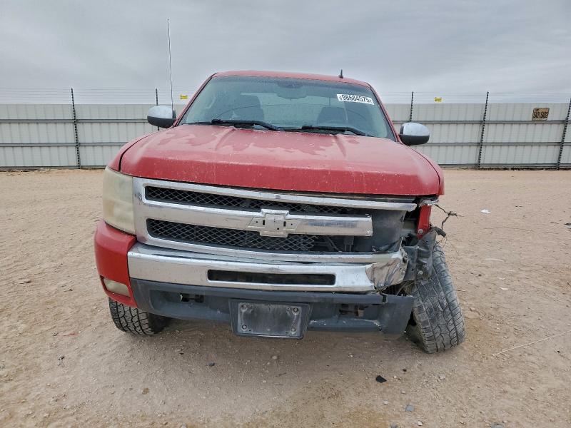 Photo 5 from auction – 2011 CHEVROLET SILVERADO with VIN 1GCRCSE05BZ279026