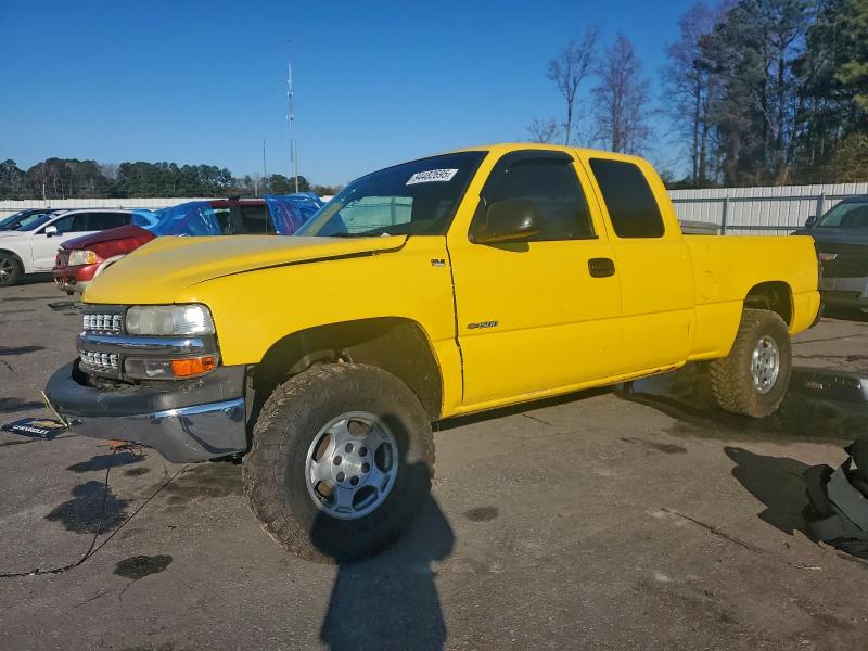 CHEVROLET SILVERADO 2002 with VIN 1GCEK19V92Z323076 - Photo from auction