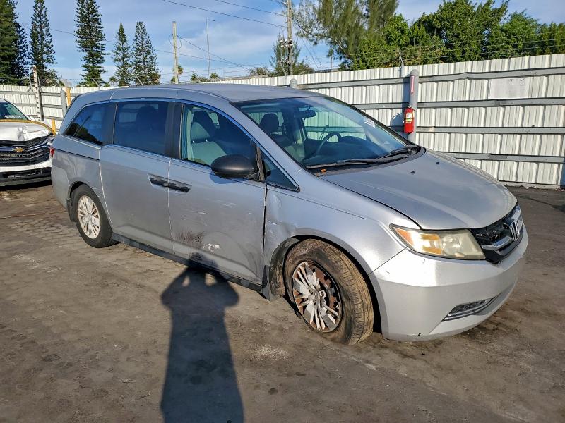Photo 4 from auction – 2014 HONDA ODYSSEY LX with VIN 5FNRL5H23EB084907