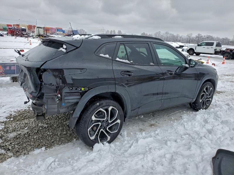 Photo 3 from auction – 2025 CHEVROLET TRAX 2RS with VIN KL77LJEP3SC092866