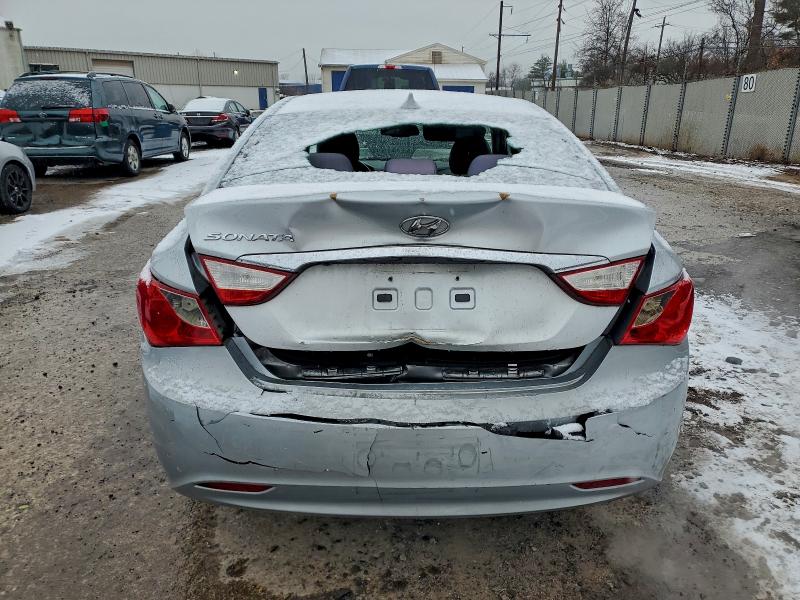 Photo 6 from auction – 2013 HYUNDAI SONATA GLS with VIN 5NPEB4AC4DH773000