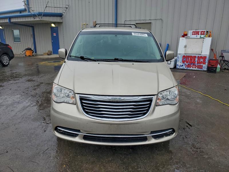 Photo 5 from auction – 2015 CHRYSLER TOWN & COU with VIN 2C4RC1BG9FR602053