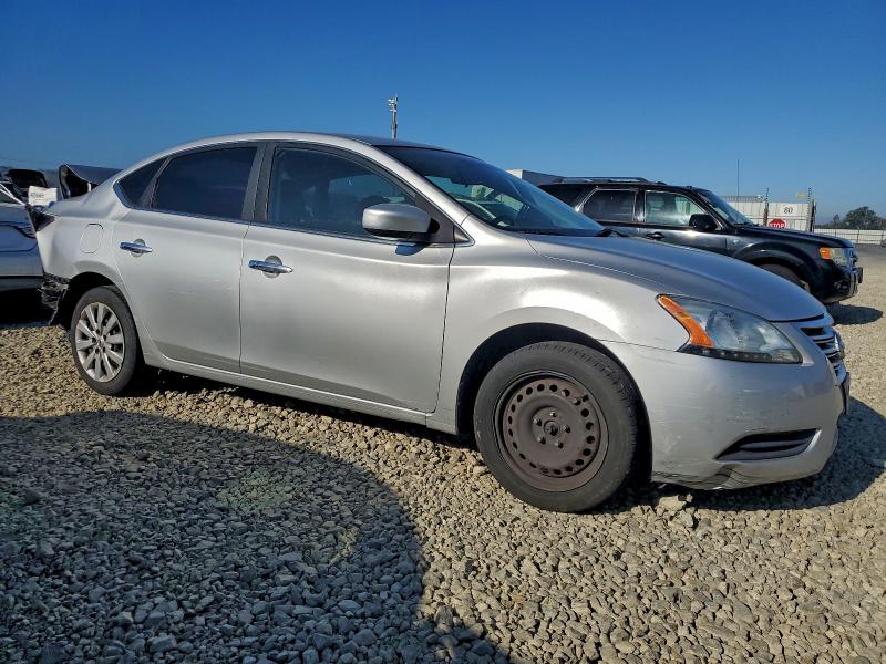 Photo 4 from auction – 2015 NISSAN SENTRA S with VIN 3N1AB7AP4FY264407