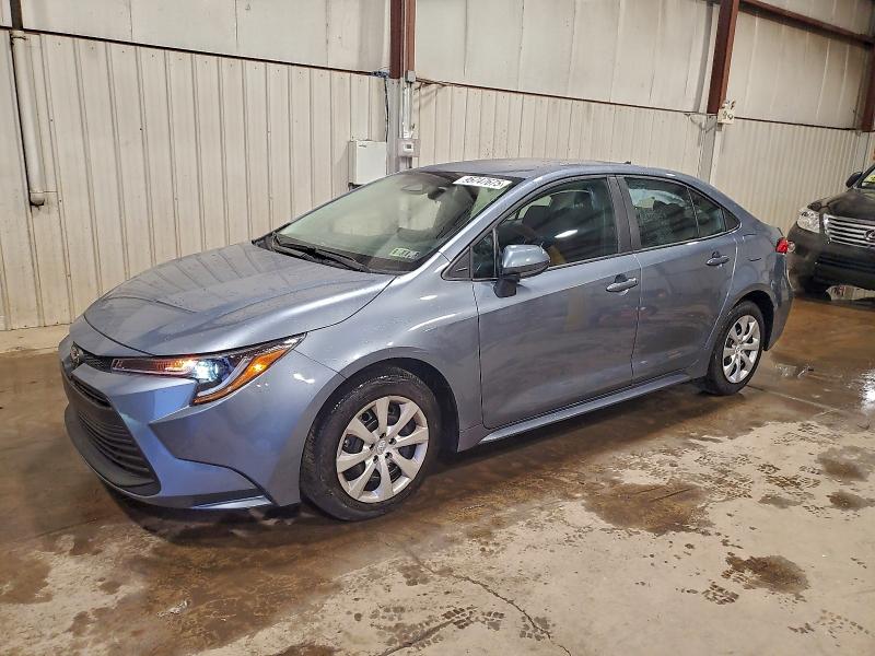 TOYOTA COROLLA LE 2025 with VIN 5YFB4MDE2SP352712 - Photo from auction