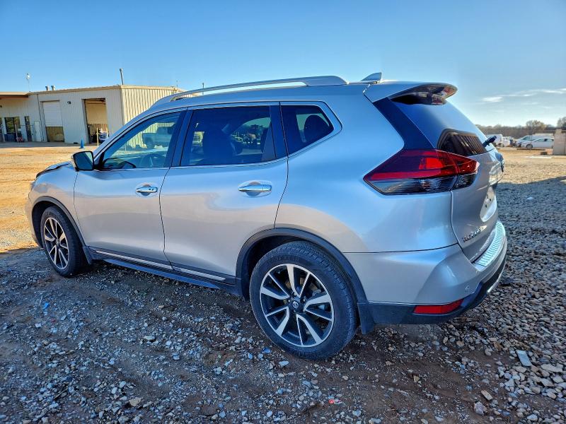 Photo 2 from auction – 2019 NISSAN ROGUE S with VIN 5N1AT2MT3KC709613