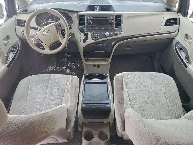 Photo 8 from auction – 2011 TOYOTA SIENNA LE with VIN 5TDKK3DC0BS012237
