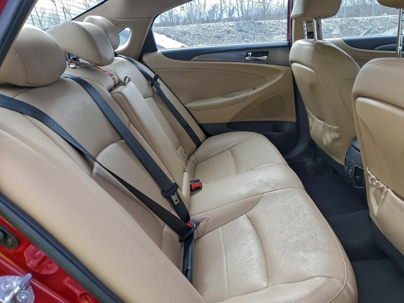 Photo 10 from auction – 2013 HYUNDAI SONATA HYB with VIN KMHEC4A44DA068111