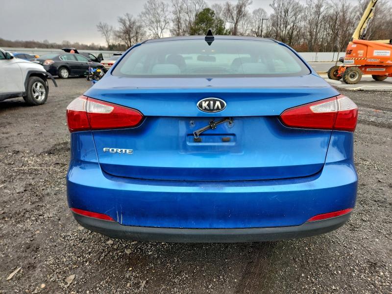 Photo 6 from auction – 2014 KIA FORTE LX with VIN KNAFX4A61E5218262