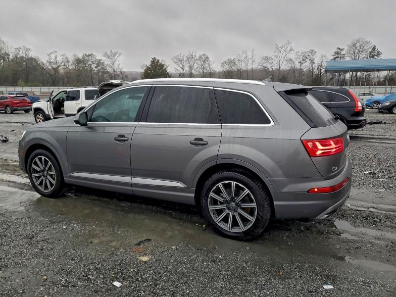 Photo 2 from auction – 2017 AUDI Q7 PRESTIG with VIN WA1VAAF78HD011792