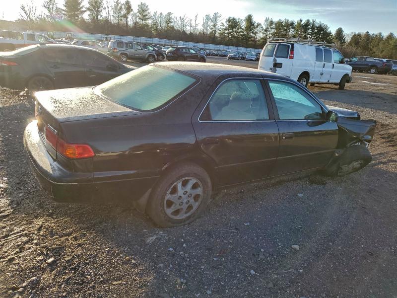 Photo 3 from auction – 2000 TOYOTA CAMRY CE with VIN JT2BF22K9Y0252500