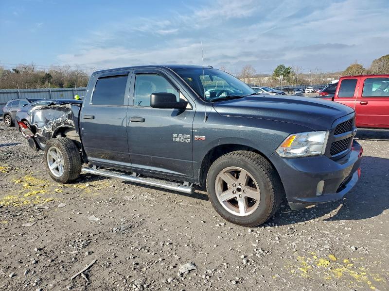 Photo 4 from auction – 2017 RAM 1500 with VIN 3C6RR6KT4HG713909