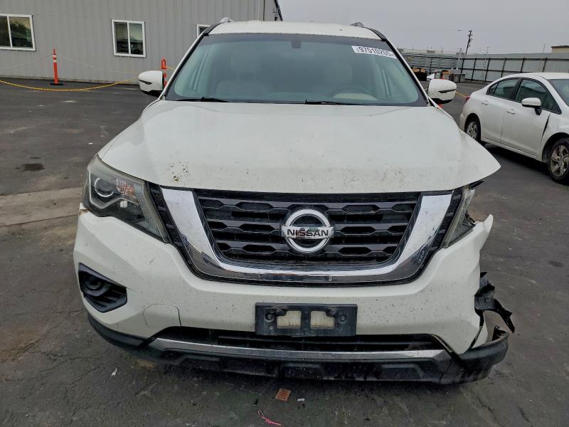 Photo 5 from auction – 2017 NISSAN PATHFINDER with VIN 5N1DR2MN2HC610657