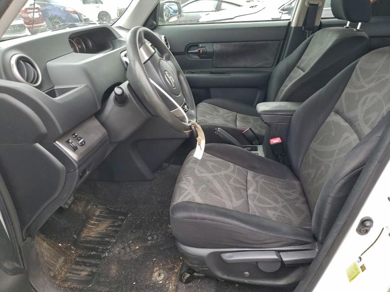 Photo 7 from auction – 2014 TOYOTA SCION XB with VIN JTLZE4FE4EJ056516