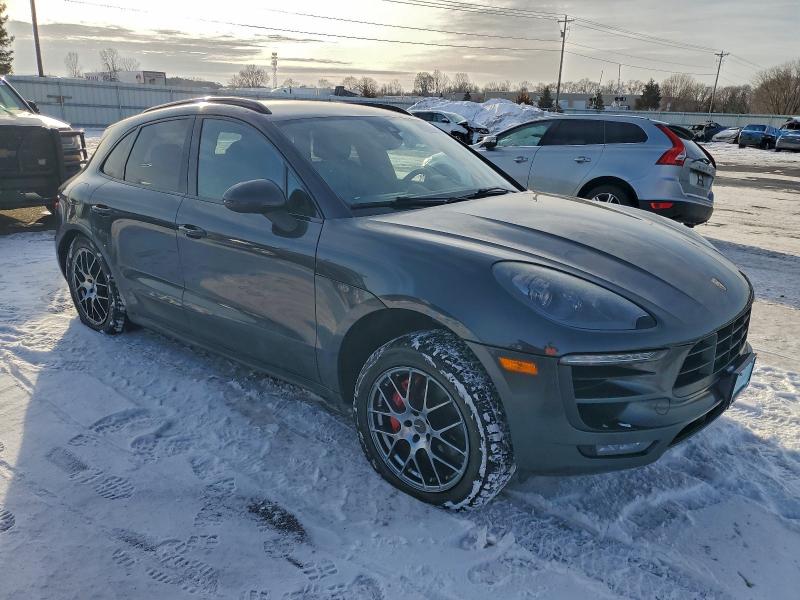 Photo 4 from auction – 2017 PORSCHE MACAN GTS with VIN WP1AG2A5XHLB52317