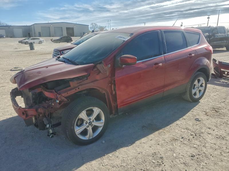 FORD ESCAPE SE 2015 with VIN 1FMCU0G75FUB95949 - Photo from auction