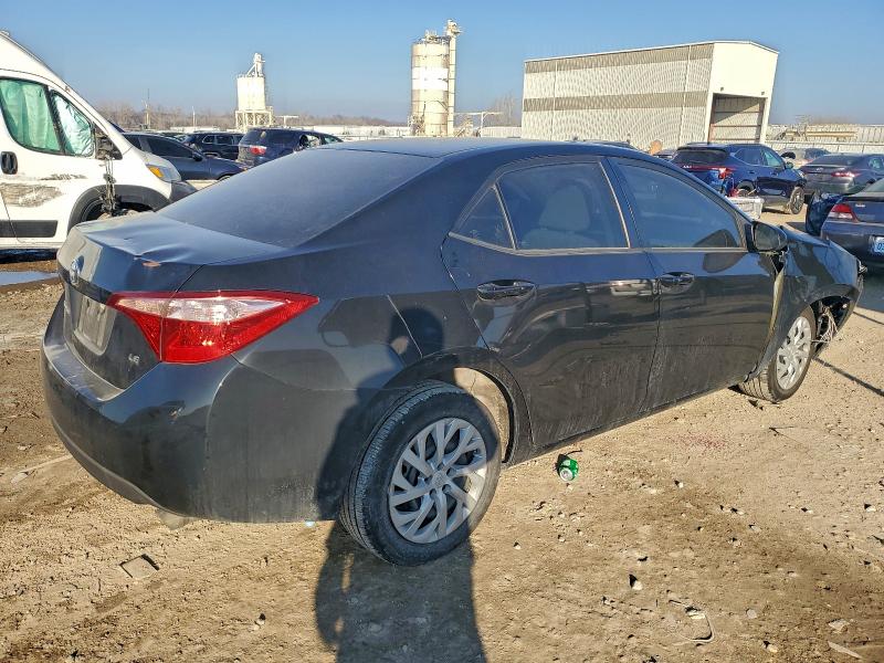Photo 3 from auction – 2018 TOYOTA COROLLA L with VIN 5YFBURHE6JP761026