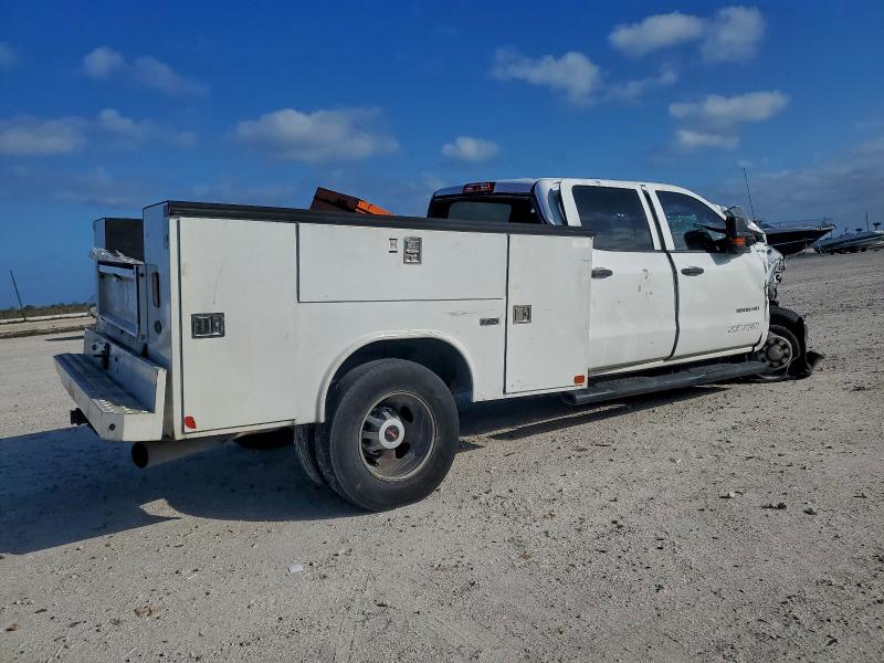 Photo 3 from auction – 2016 GMC SIERRA K35 with VIN 1GT42VC80GF210857