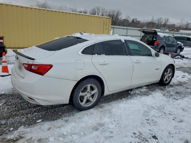 Photo 3 from auction – 2017 CHEVROLET MALIBU LS with VIN 1G1ZC5ST1HF168802