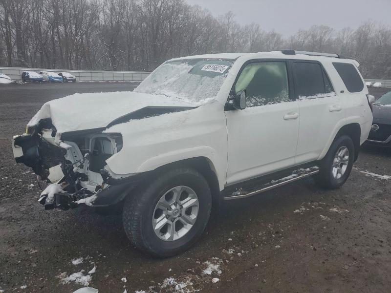 TOYOTA 4RUNNER SR 2021 with VIN JTEMU5JR6M5960430 - Photo from auction