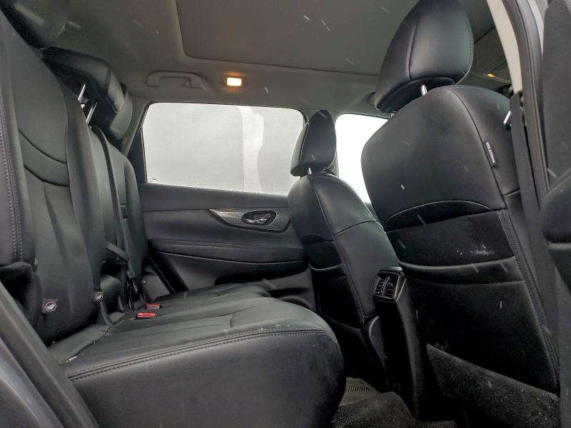 Photo 11 from auction – 2015 NISSAN ROGUE S with VIN 5N1AT2MV6FC880279