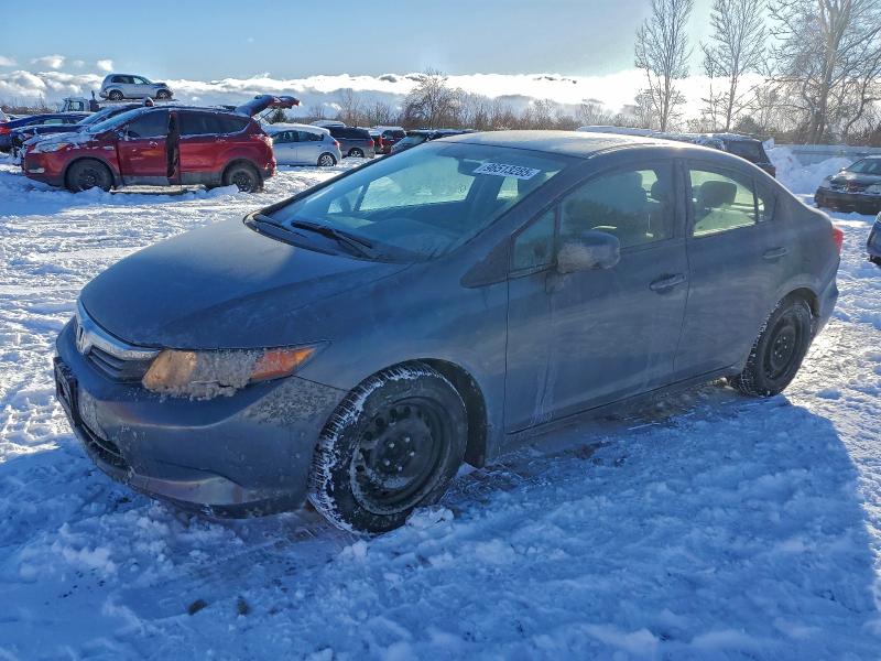 HONDA CIVIC LX 2012 مع رقم تعريف المركبة 2HGFB2F49CH106541 - صورة من المزاد