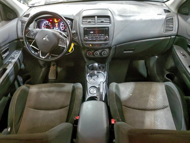 Photo 8 from auction – 2016 MITSUBISHI OUTLANDER with VIN JA4AR3AW1GZ035466
