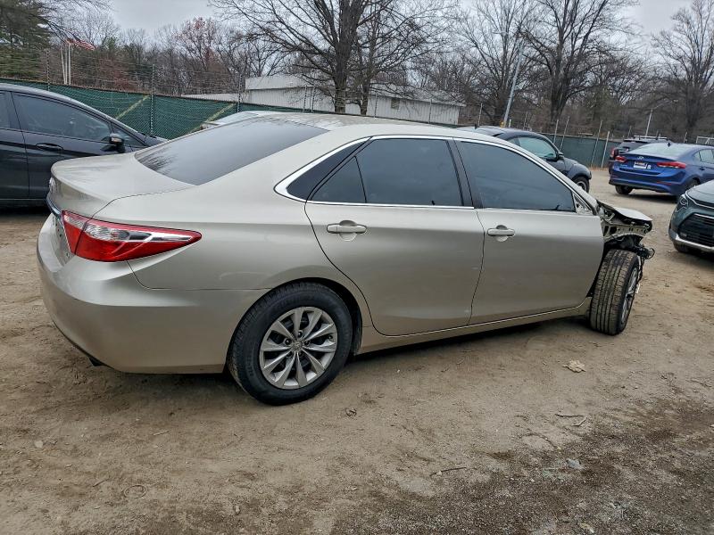 Photo 3 from auction – 2016 TOYOTA CAMRY LE with VIN 4T4BF1FK7GR554744