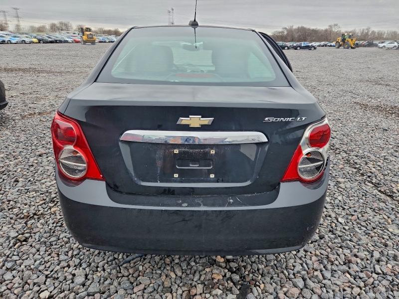 Photo 6 from auction – 2015 CHEVROLET SONIC LT with VIN 1G1JC5SHXF4132284