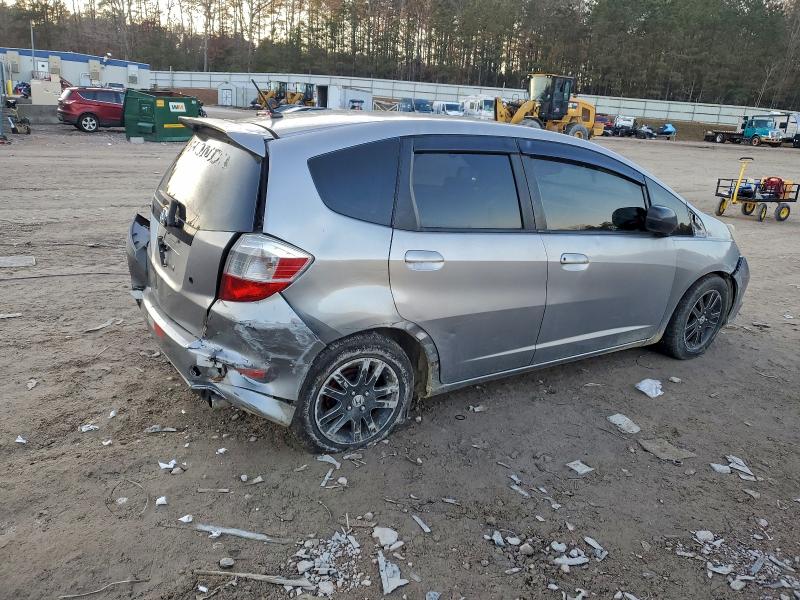 Foto 3 de la subasta – 2009 HONDA FIT con VIN JHMGE87299S024576