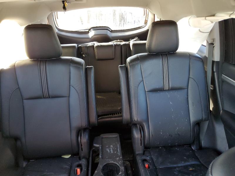Photo 10 from auction – 2018 TOYOTA HIGHLANDER with VIN 5TDJZRFHXJS561803