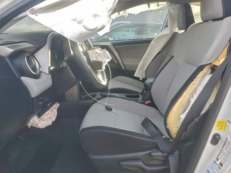 Photo 7 from auction – 2018 TOYOTA RAV4 with VIN 2T3RFREV3JW800738