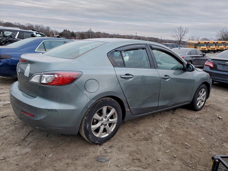 Photo 3 from auction – 2013 MAZDA 3 I with VIN JM1BL1TG7D1708714