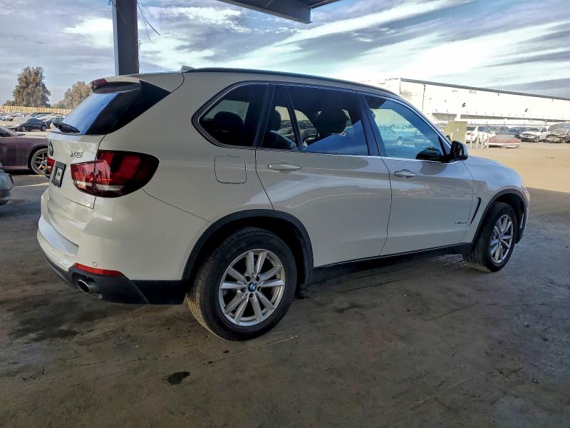 Zdjęcie 3 z aukcji – 2014 BMW X5 SDRIVE3 z VIN 5UXKR2C5XE0C01205