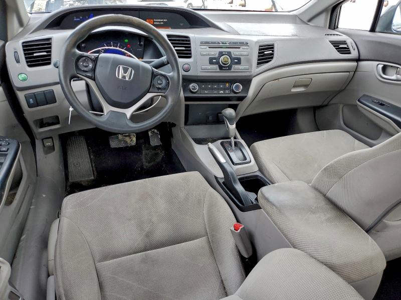 Photo 8 from auction – 2012 HONDA CIVIC LX with VIN 19XFB2F55CE067627