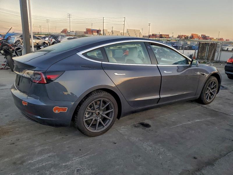 Photo 3 from auction – 2020 TESLA MODEL 3 with VIN 5YJ3E1EA7LF718009
