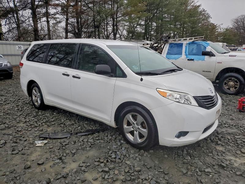 Photo 4 from auction – 2013 TOYOTA SIENNA with VIN 5TDZK3DC8DS385947