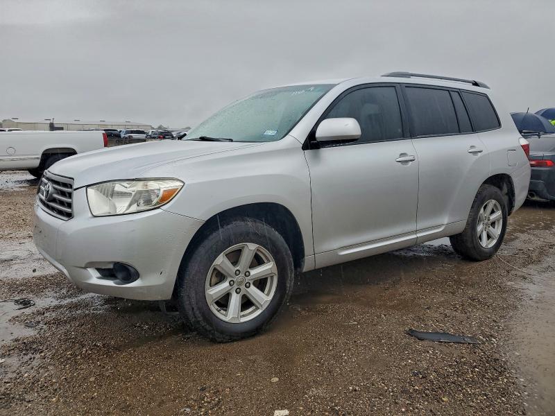 TOYOTA HIGHLANDER 2010 with VIN 5TDZK3EH5AS011236 - Photo from auction
