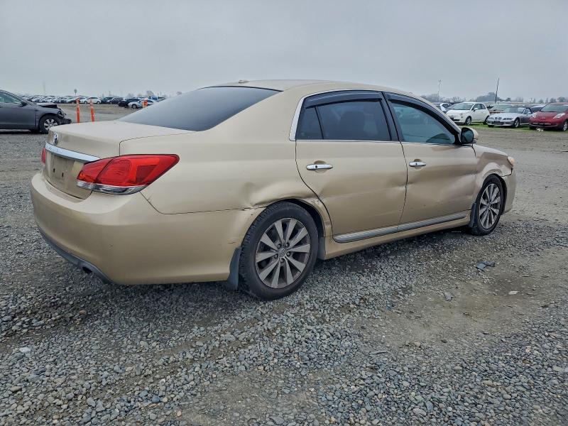 Foto 3 de la subasta – 2011 TOYOTA AVALON BAS con VIN 4T1BK3DBXBU418945